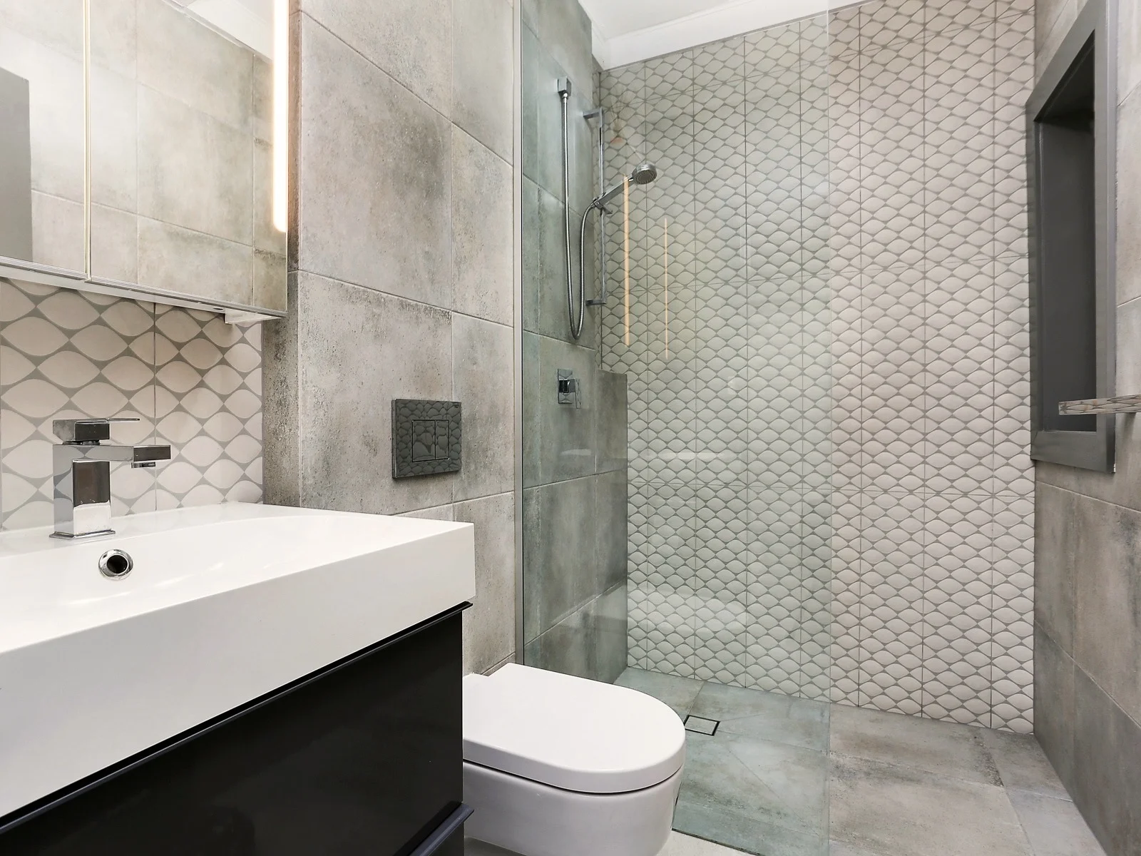 Plans and all finishes for our Manly bathroom project were decided well before builders wee engaged to start work on the project.