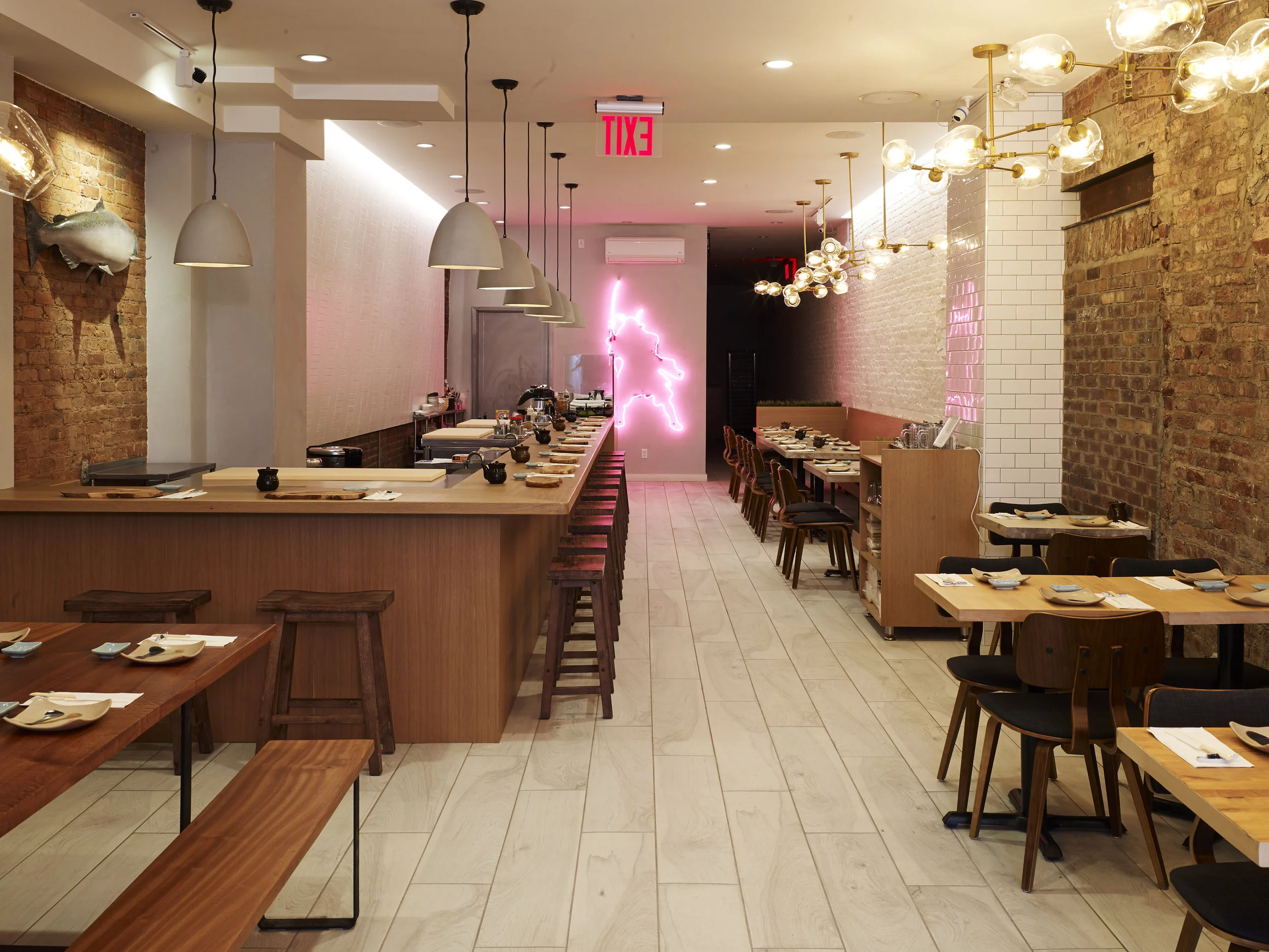 Shinsen / Sushi, Sake, Matcha / 44 