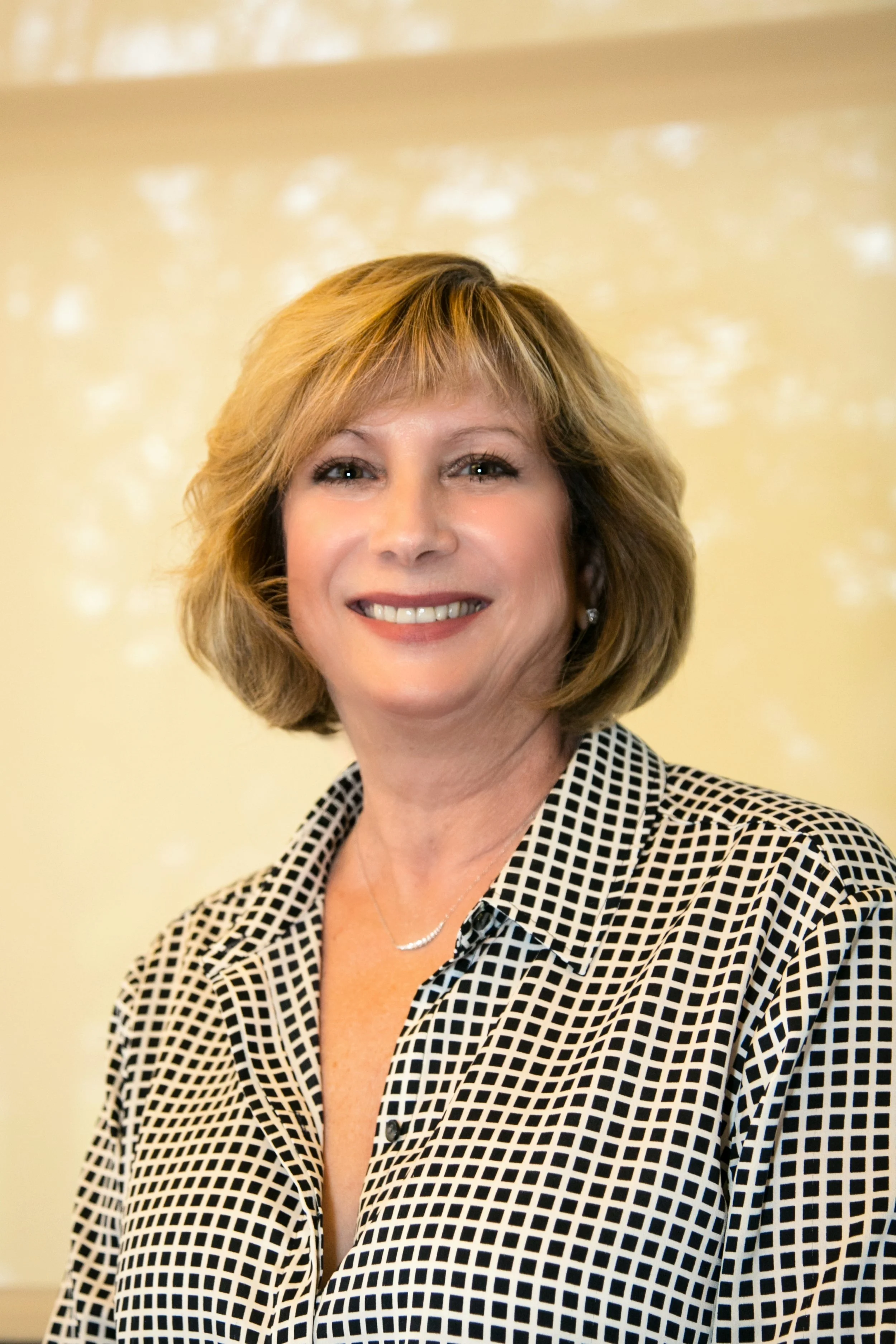 Denise Kolvet.jpg