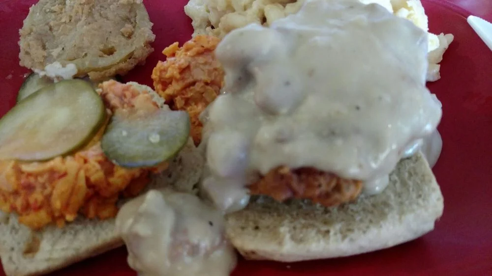 https://www.yelp.com/biz_photos/ace-biscuit-and-barbecue-charlottesville-3?select=9sacsStxvtqgQMnbXIkeYw