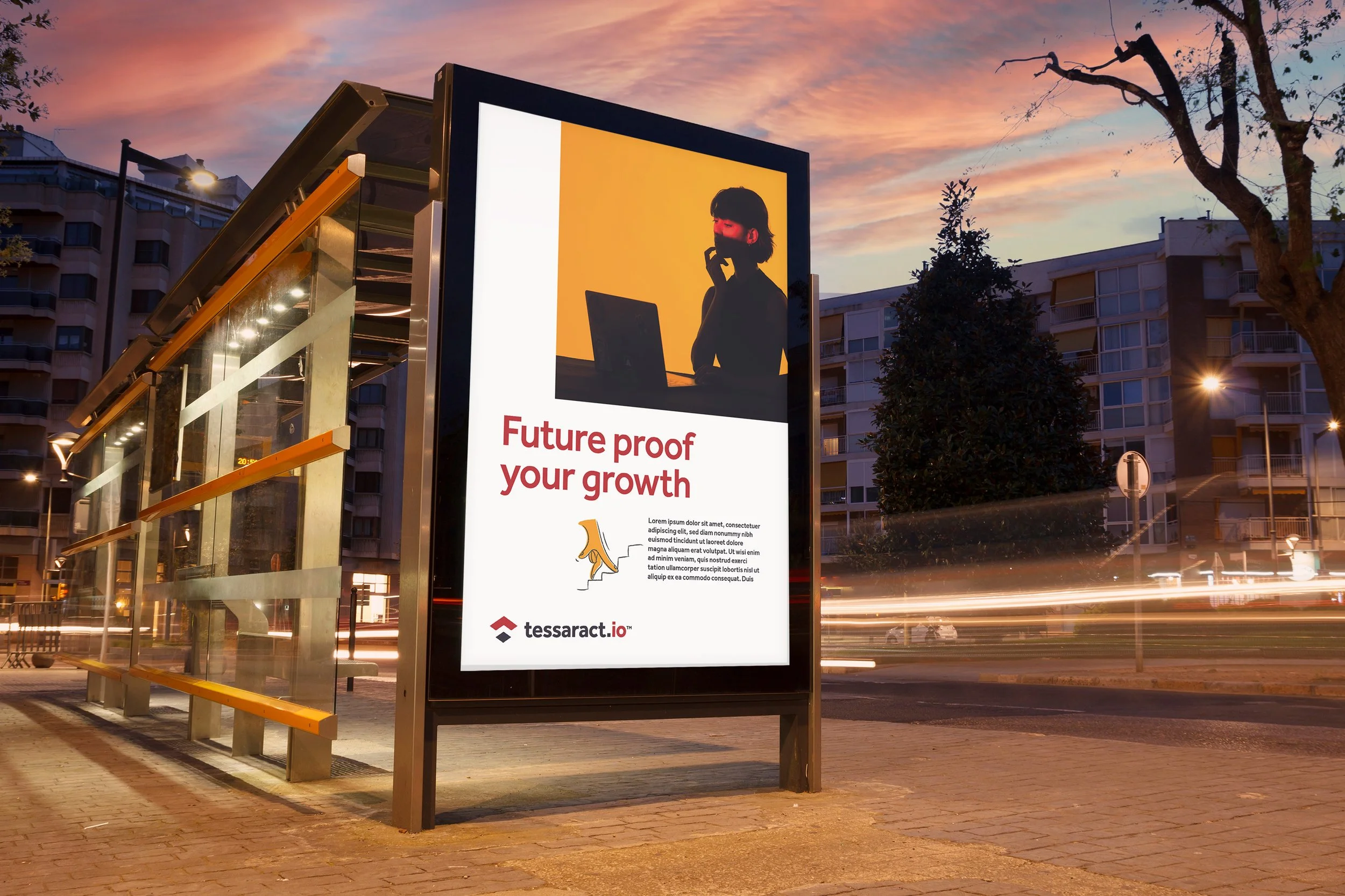 Blank-advertisement-in-a-bus-stop-1283312332_5103x3402.jpg