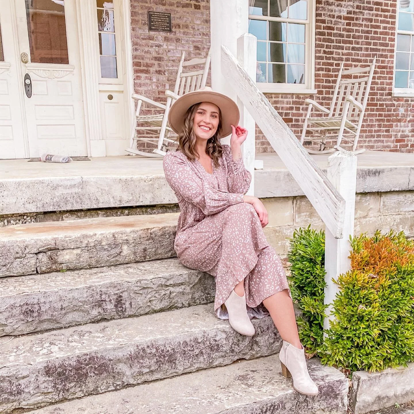 I know people are making fun of these new dresses from Target, but y&rsquo;all know I had to get the leopard one 🤣. I think this style would be cuter on my shape with a belt, but I need a cute tan one. What are y&rsquo;all&rsquo;s thoughts on these 