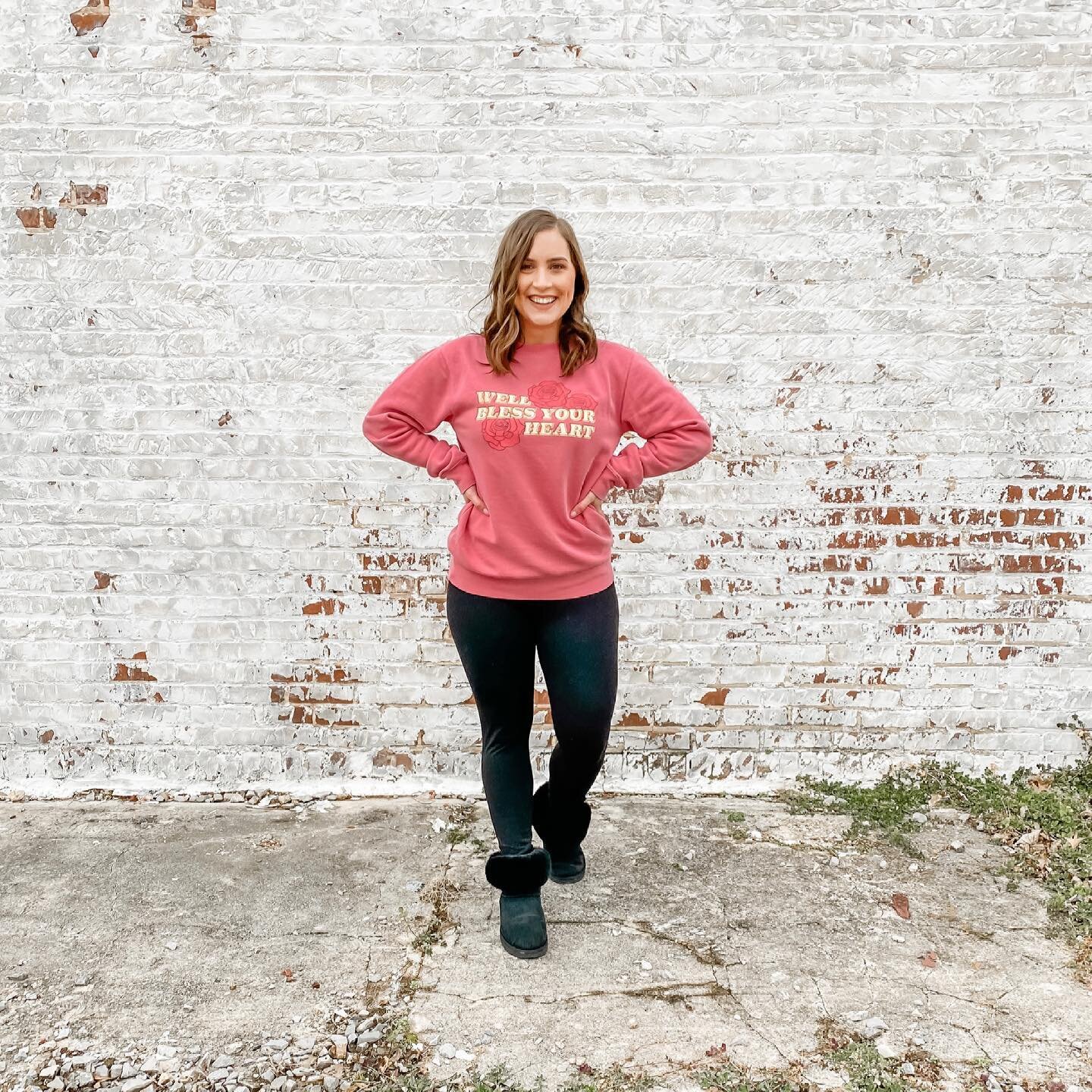 8 days until the first day of spring, and my birthday!! So ready for everything to bloom and the weather to stay warm, even though this sweatshirt is super cute! I love that there are so many meanings for this phrase, which one is your favorite? 😜
.