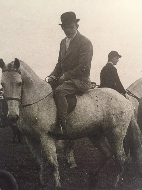 Bill+Tormey+Horse.jpg