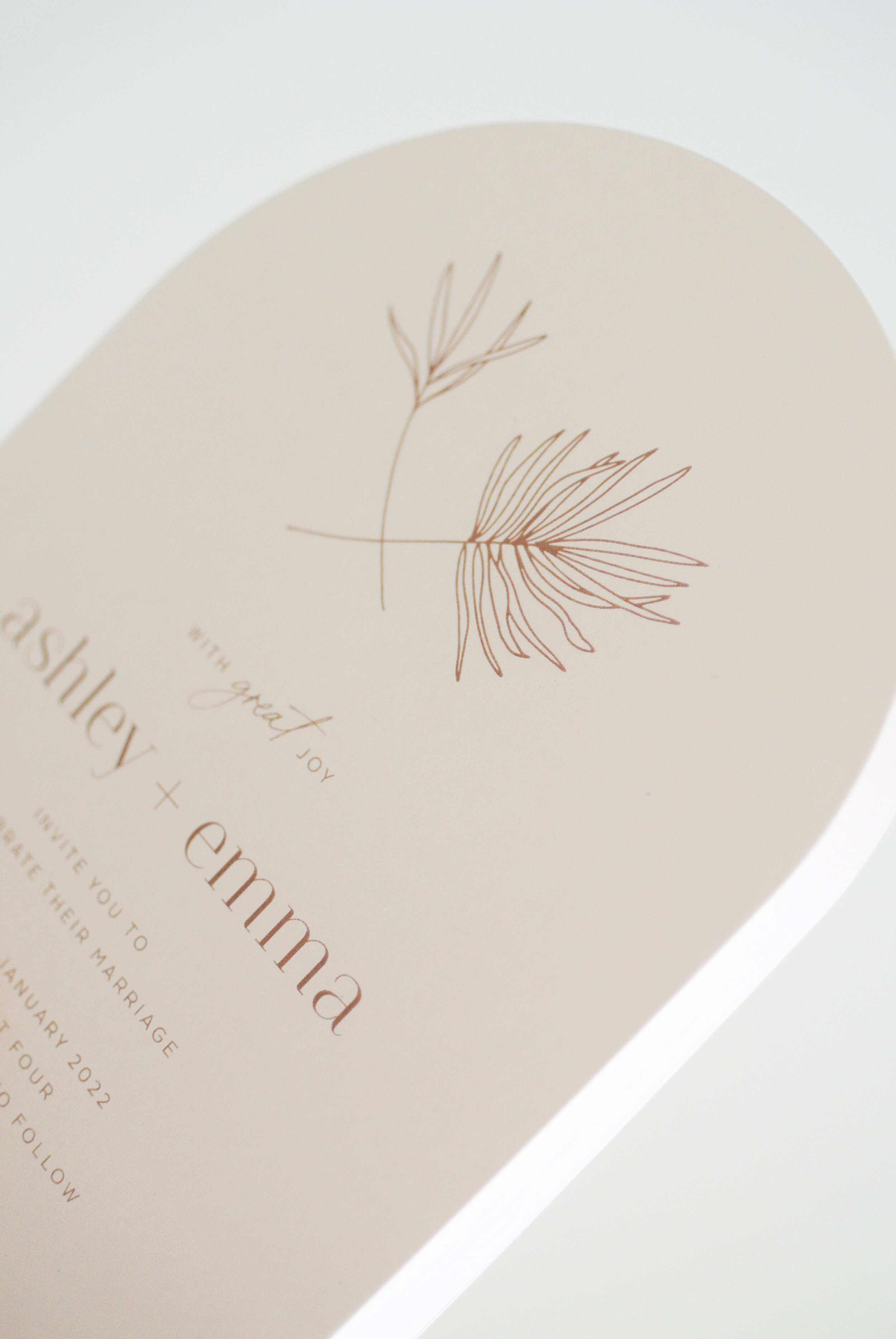 Cinnamon Ink on Almond  |  180 x 120mm  |  Die Cut  Arch  |  Summer Lovin’ Design