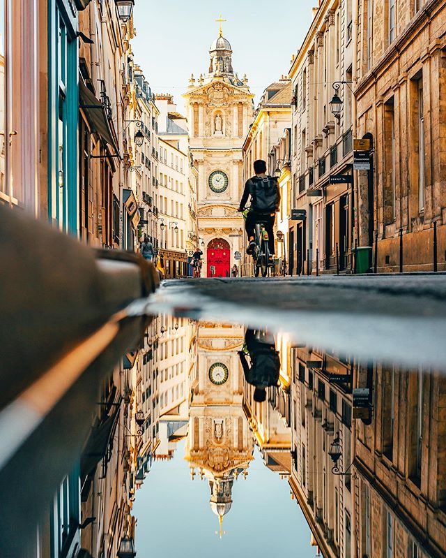 Sunrise challenge &agrave; V&eacute;lib&rsquo; 🚲 (2/2)
Apr&egrave;s 45 minutes pass&eacute;s autour de Bercy, je me suis dirig&eacute; vers la Bastille afin de continuer la recherche de spots photos pour le d&eacute;fi Sunrise avec @Velibmetropole :