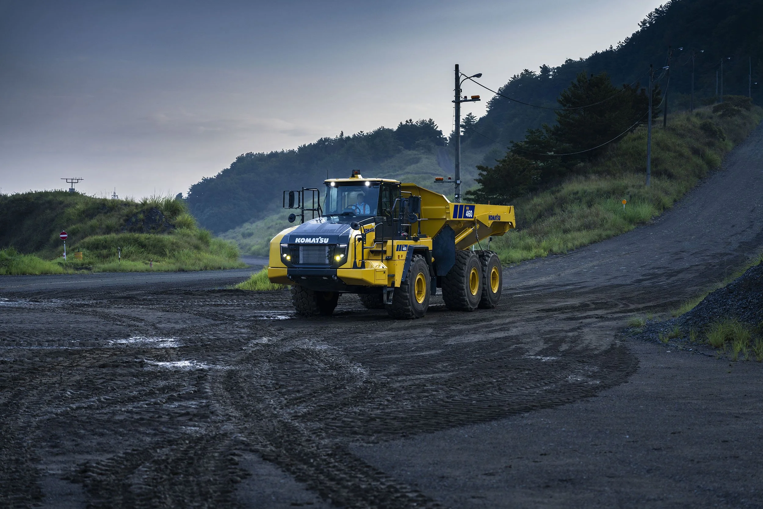 Industrial-Photography-Producton-Company-Oita-Japan-Komatsu-005.jpg