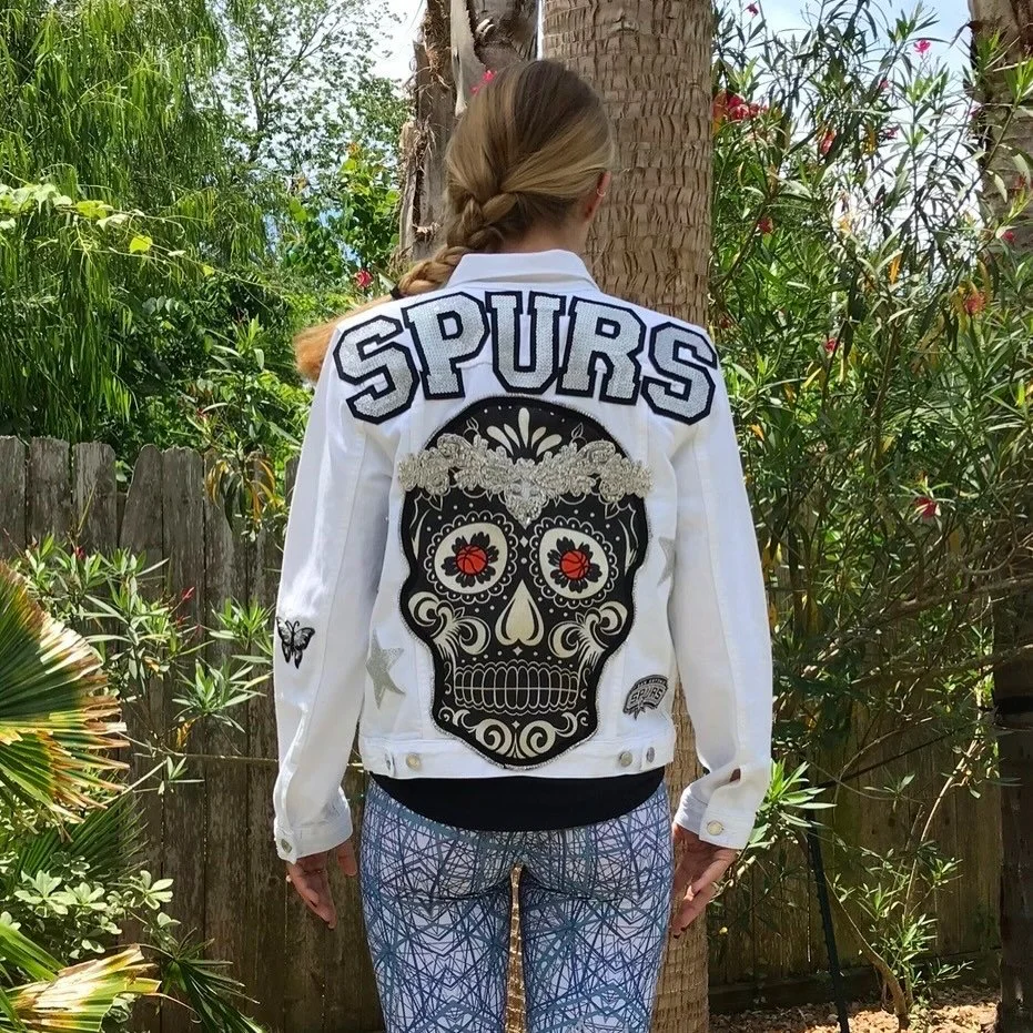 GO SPURS GO! 🤠🏀💫

These custom denim beauties have already found their forever homes, but don&rsquo;t worry. We can create a one-of-a-kind piece just the way YOU like it!

Ready to turn heads at the arena, watch parties, or your next Spurs celebra