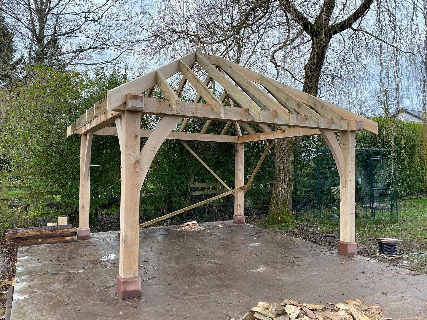 Day 1 on a Green Oak Pergola, with hiped roof. Cedar shingles to follow 👌🏼