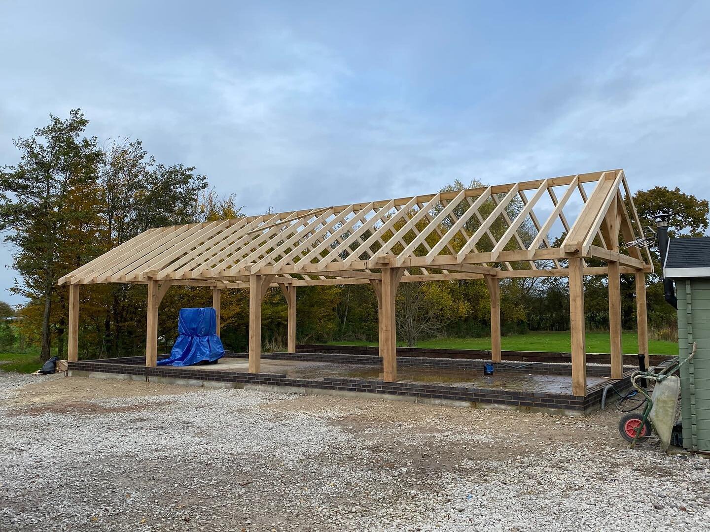 Oak stables taking shape, our client is putting his own roof on.