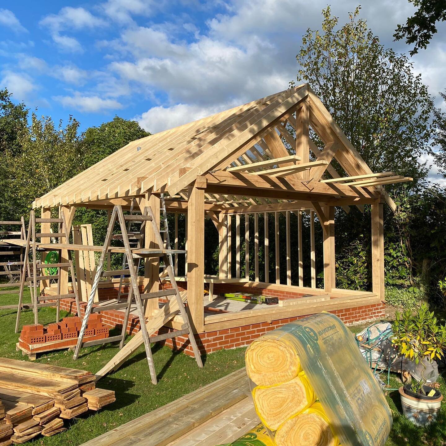 Day 1 on site putting up a garden gym. Looking forward seeing this one finished, it&rsquo;s going to look 👌🏼