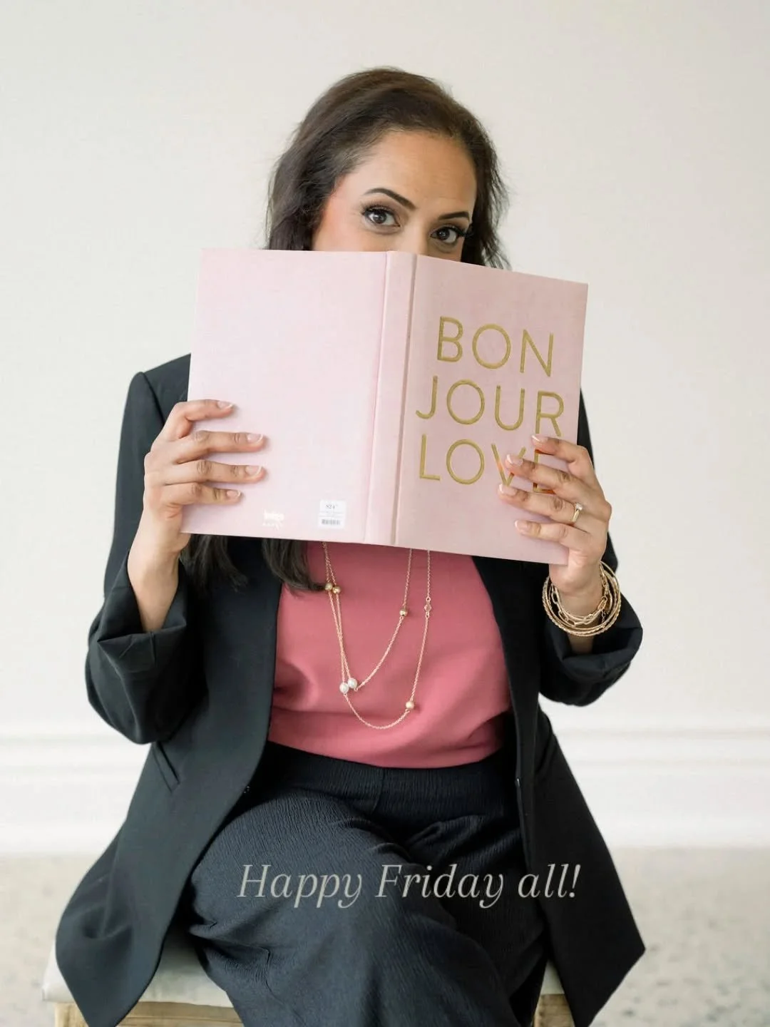 IT'S THE WEEKEND! 🎉
(almost..)

I am so grateful for the community I have in my corner.  So grateful.

Having been in business for 17+ years... I've come across a LOT of people.
Lasting friendships have been created and new ones are still on the hor