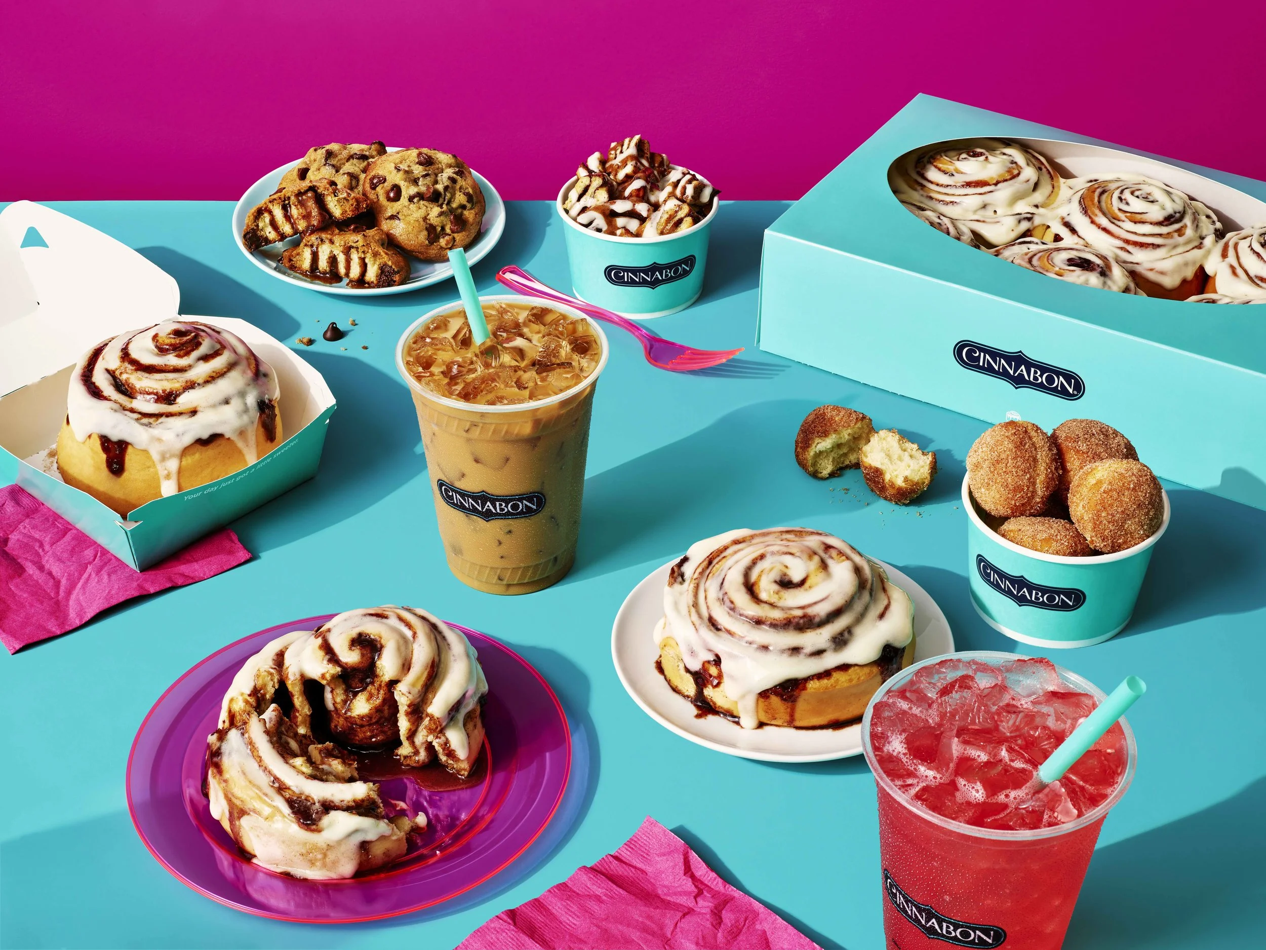 Cinnabon_ProductArray_3-4 copy-small.jpg