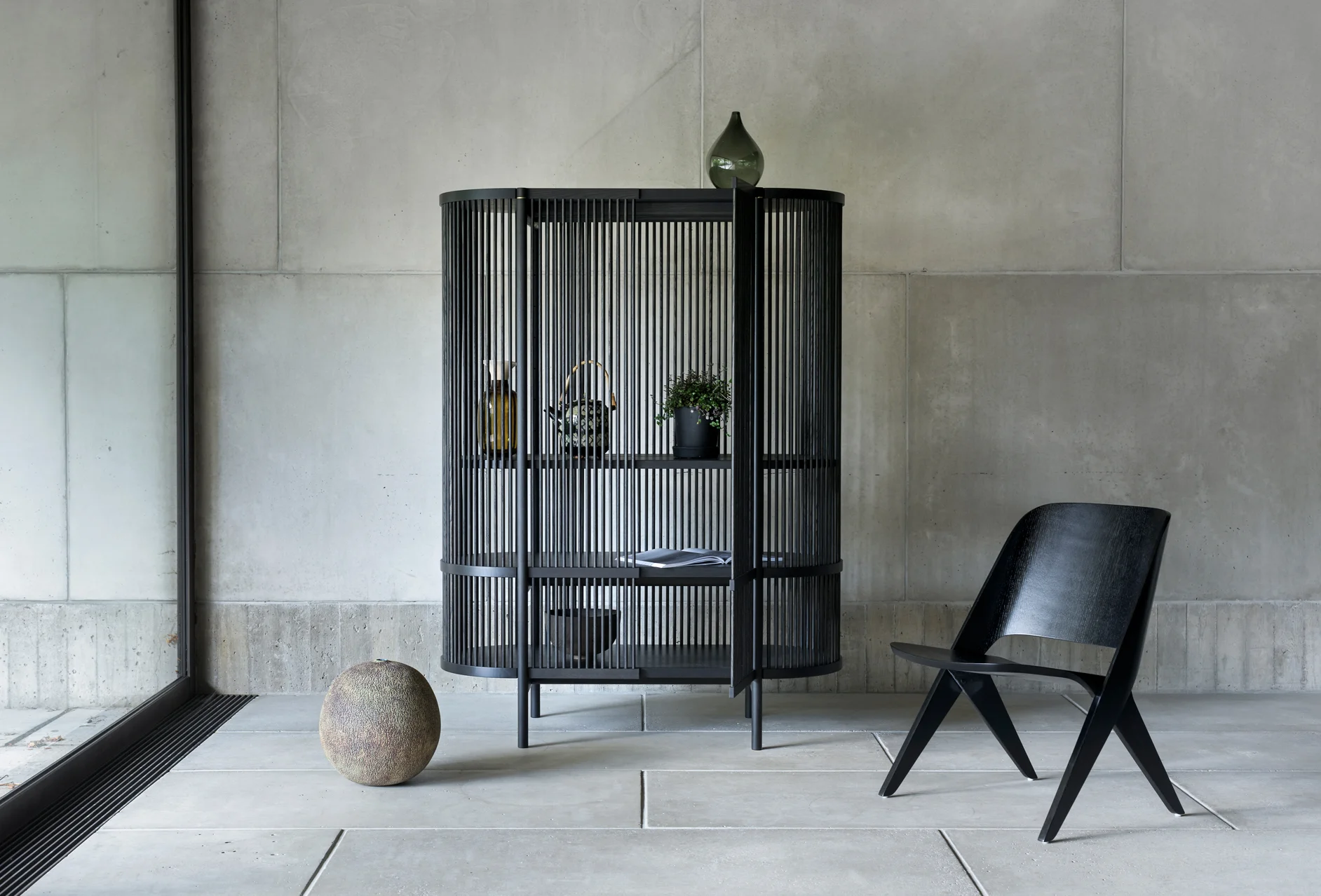 Bastone-black-2.jpg