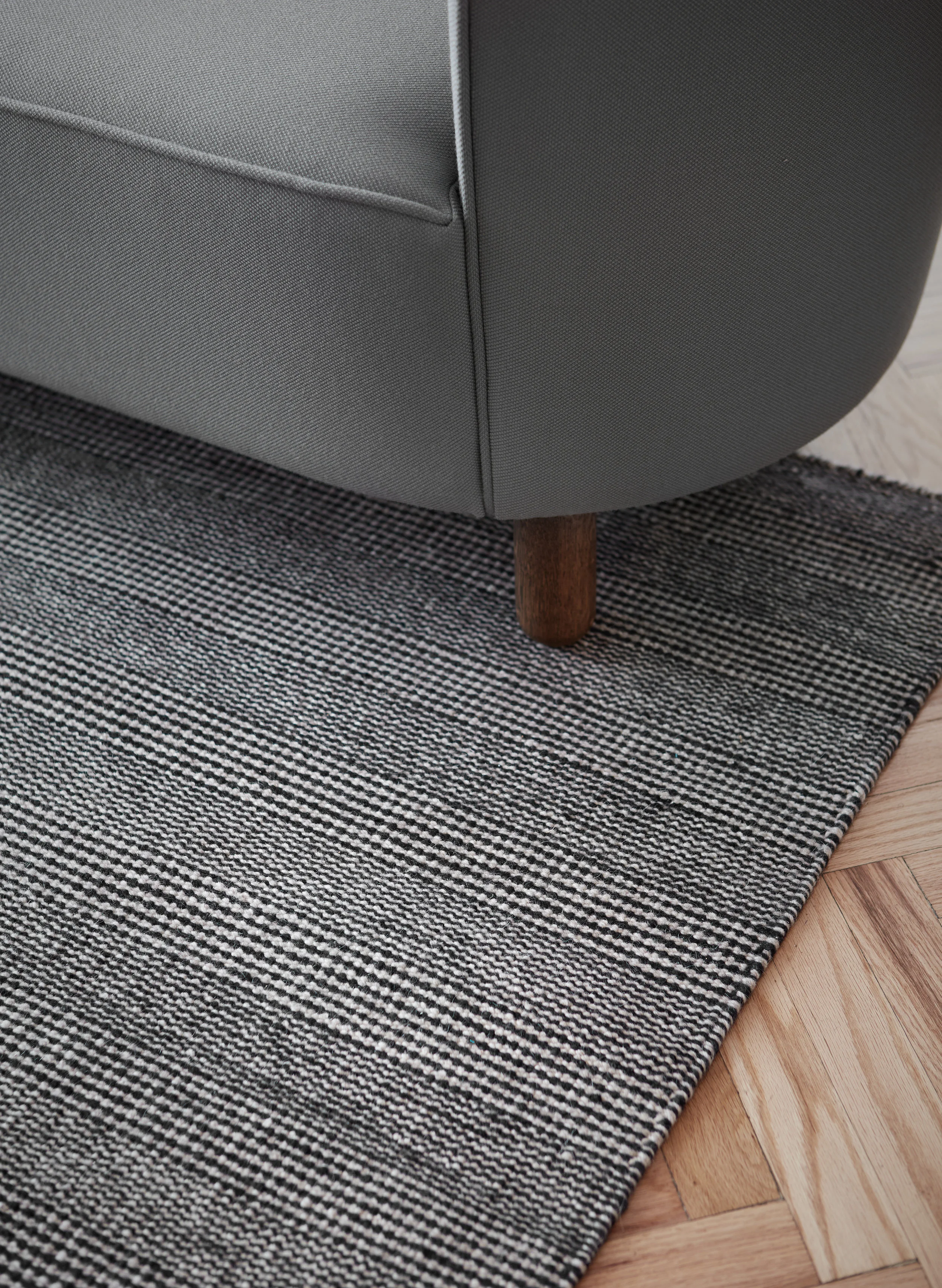 Fabula_Heimdal_Rug_Black_Beige_Wool_Hand-woven_1512_gestalt_new_york.jpg