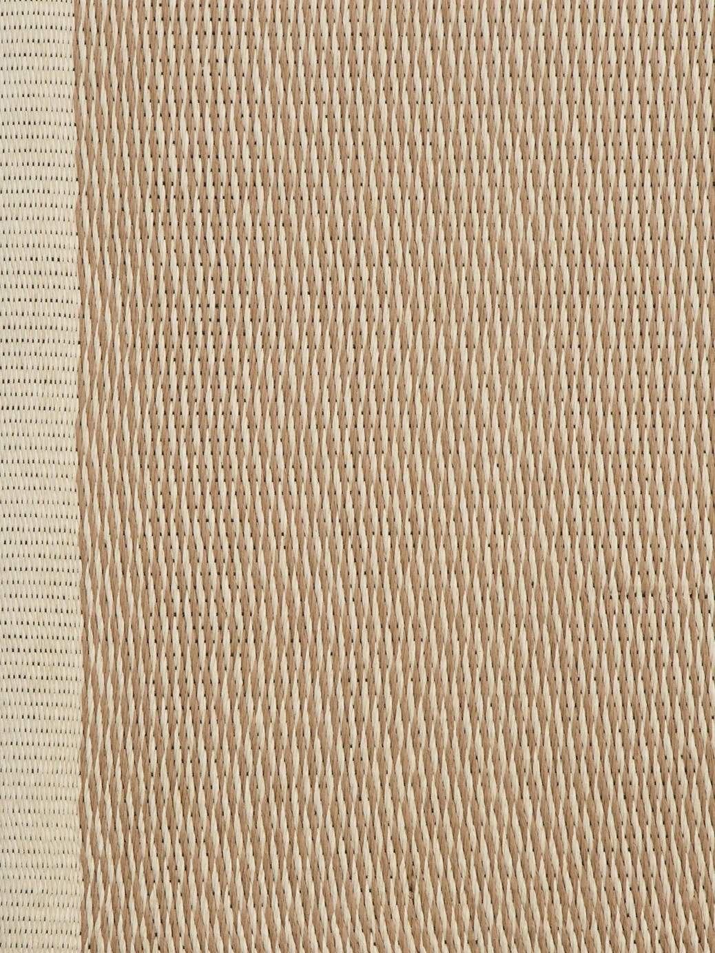 Fabula_Betula_Beige_OffWhite_Paper_1211_C_300dpi_Medium.jpg