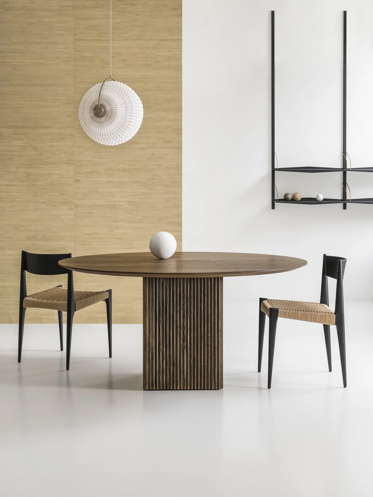 TEN TABLE ROUND_Ø150_smoked oak_with lamp_with PIA CHAIR_II13_dk3_gestalt_new_york.jpg