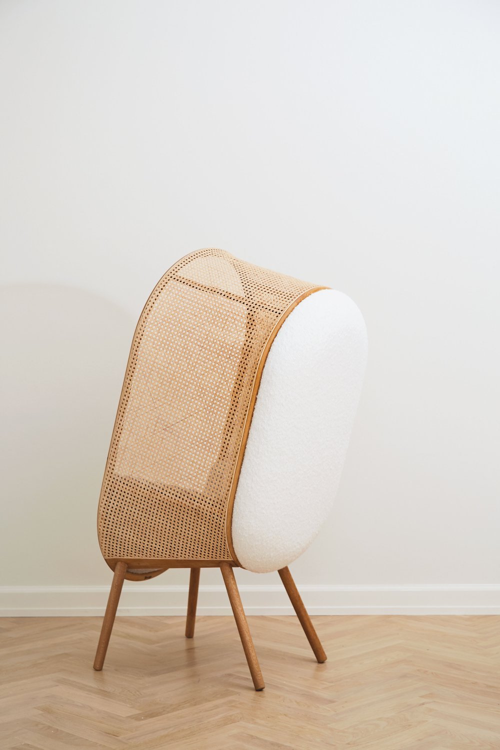 cocoon_chair_atbo_gestalt_new_york_7.jpeg