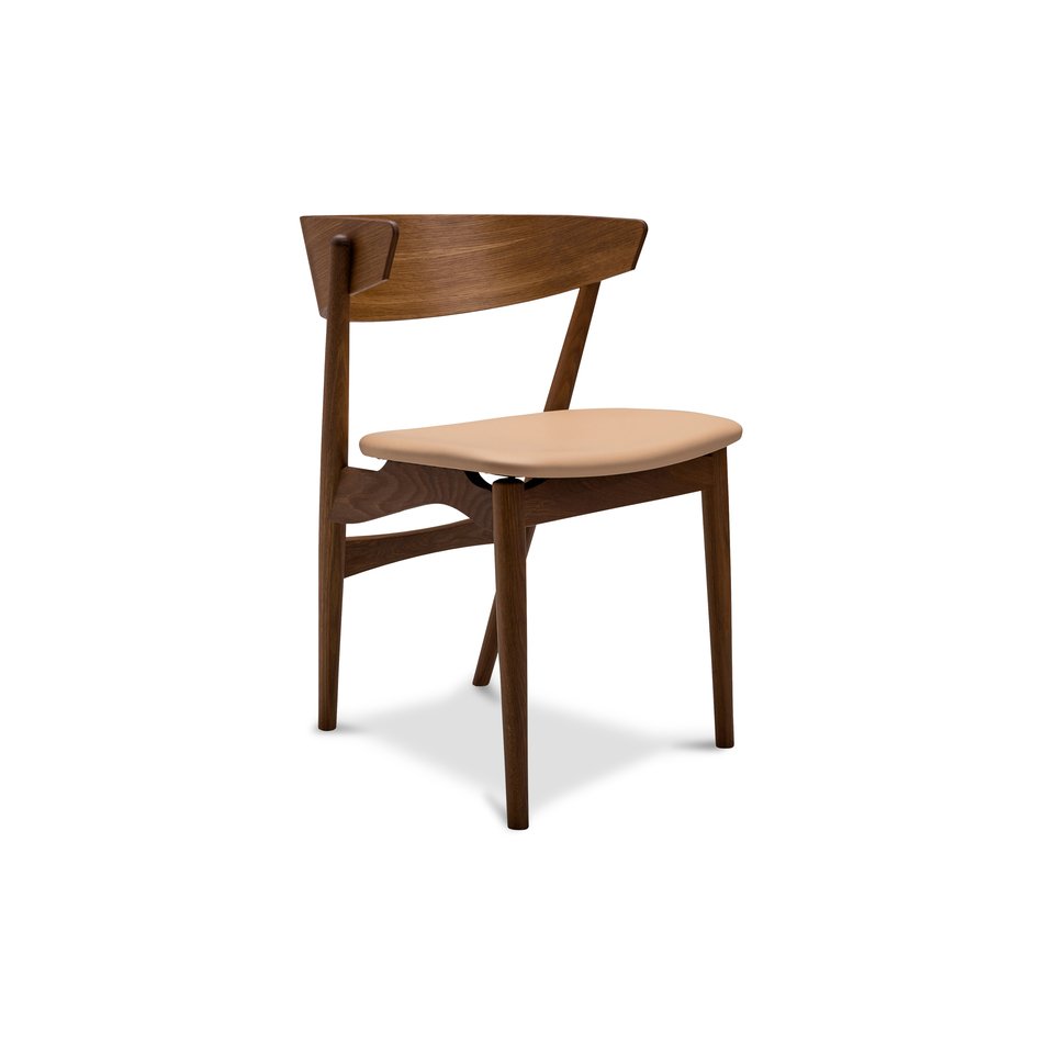 The no 7. chair - smoked oak with spectrum honey leather seat
