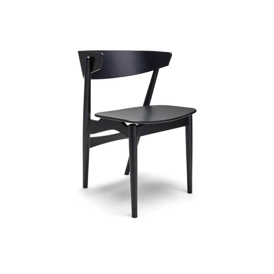 The no 7. chair - black lacquered beech, no upholstery