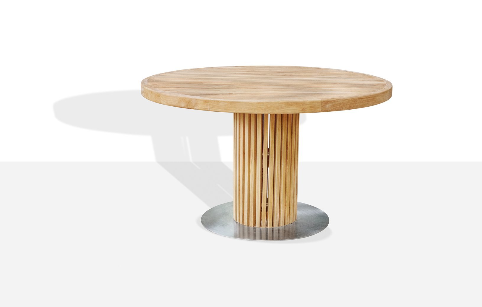 Sibast+outdoor+RIB+dining+table+round+with+metal+foot+Ø130.jpeg