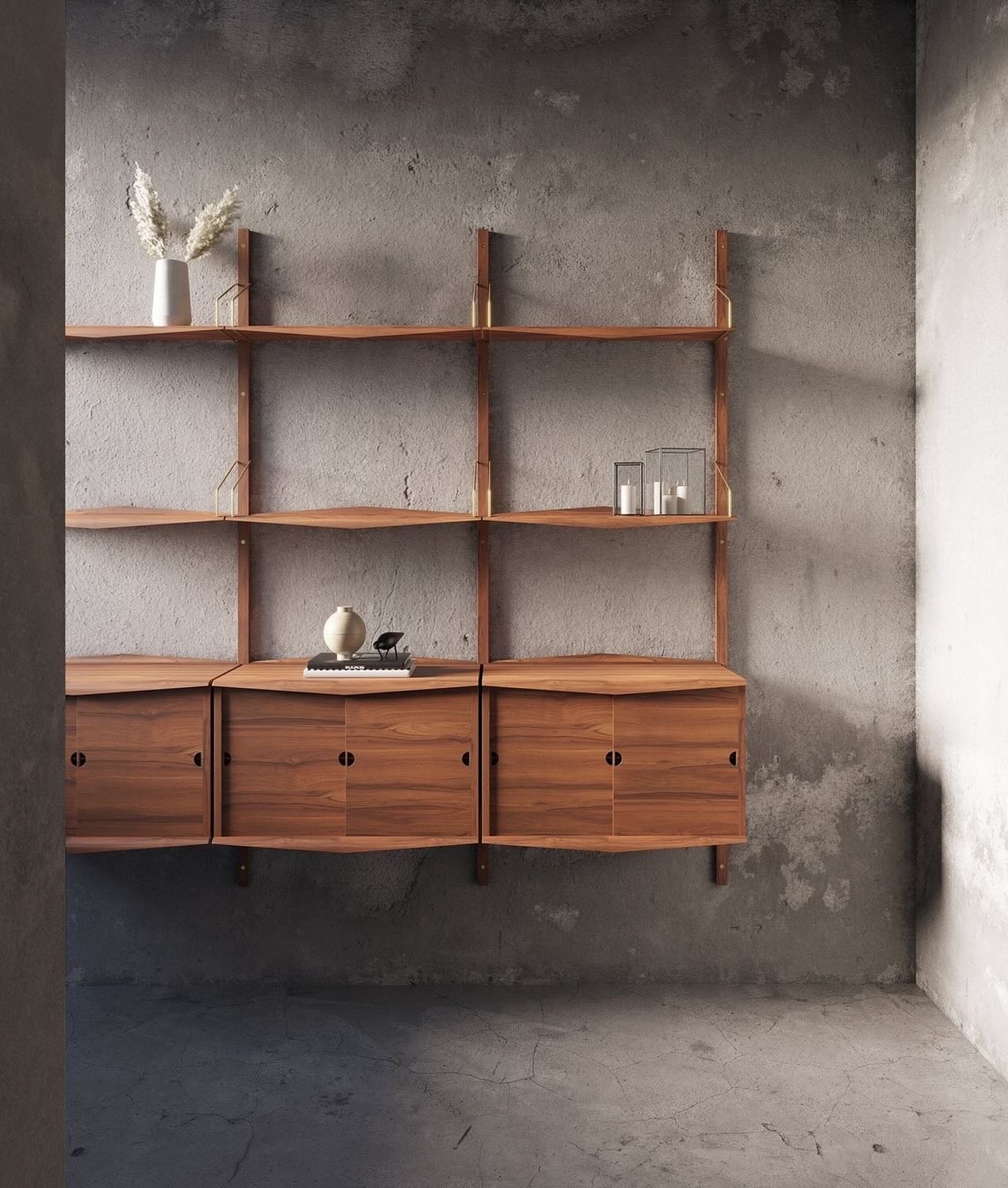 In 1957, the Danish designer and manufacturer Poul Cadovius launched the shelving system System Ultra&reg;. System Ultra&reg; is characterized by its elegant, ultra-thin shelves with a wave-shaped edge profile that gives the shelving a beautiful orga