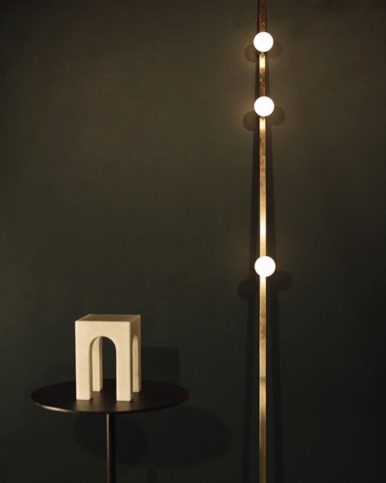The Dot Floor Lamp from @LambertetFils
⠀⠀⠀⠀⠀⠀⠀⠀⠀
Photography by @alexeitopounov
⠀⠀⠀⠀⠀⠀⠀⠀⠀
#lighting #lightingdesign #canadiandesign #decorativelighting #furniture #interiordesign #design #architects #archilovers #midcentury #midcenturymoderndesign #m