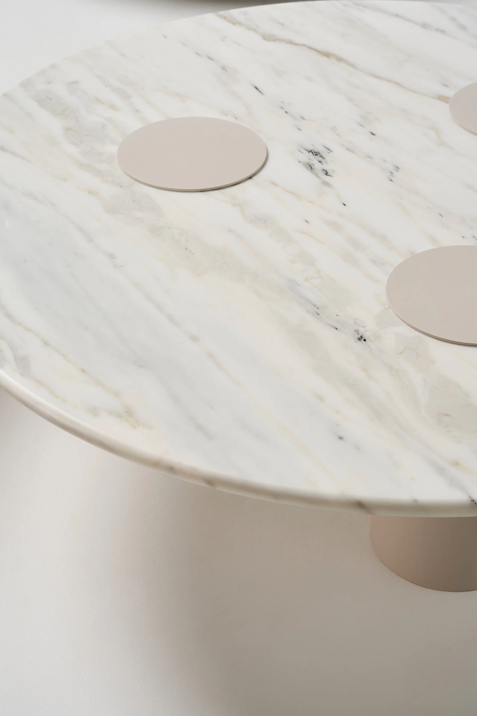 detail-Ivy-coffee-table-1000dia-with-calacatta-stone-top-and-texture-suede-pc-legs.jpg