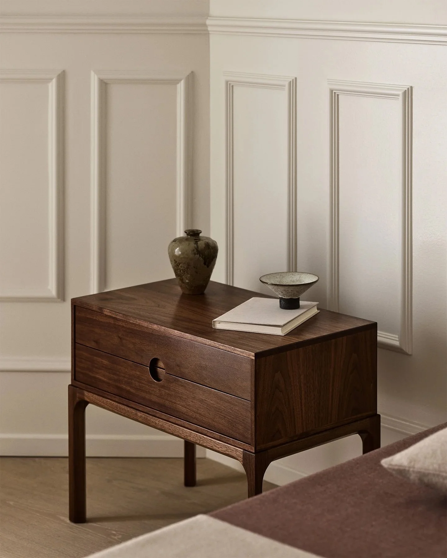 Dagmar Kai Kristiansen Entre Bedside Table - Low Walnut