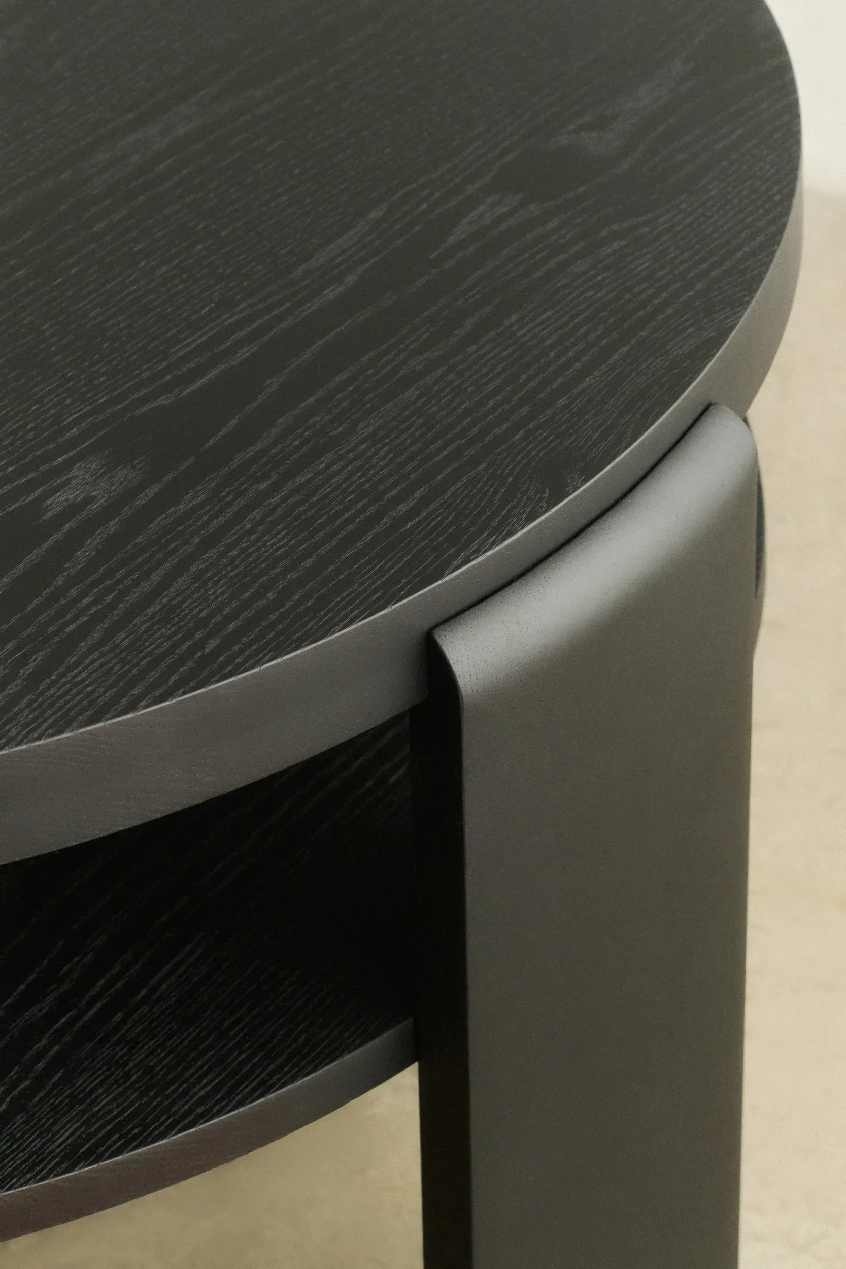 Spina Lounge Table Close Up.webp