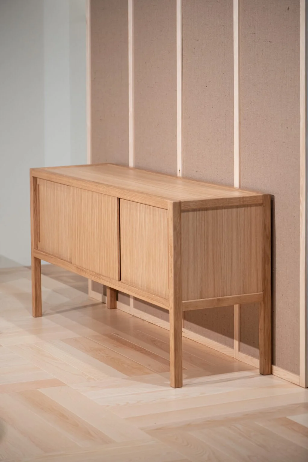 Näyttely Sideboard.jpg
