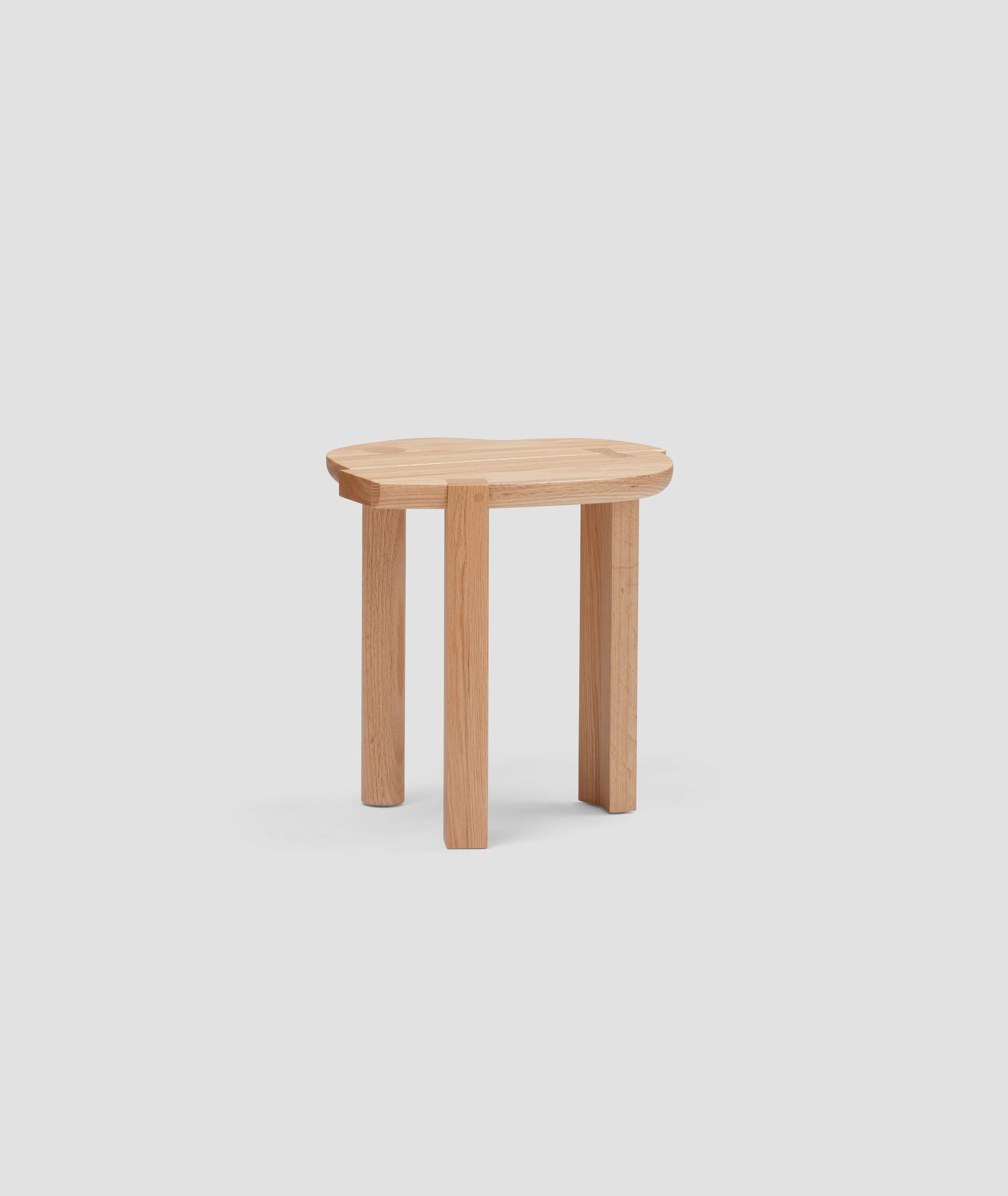 En Side Table