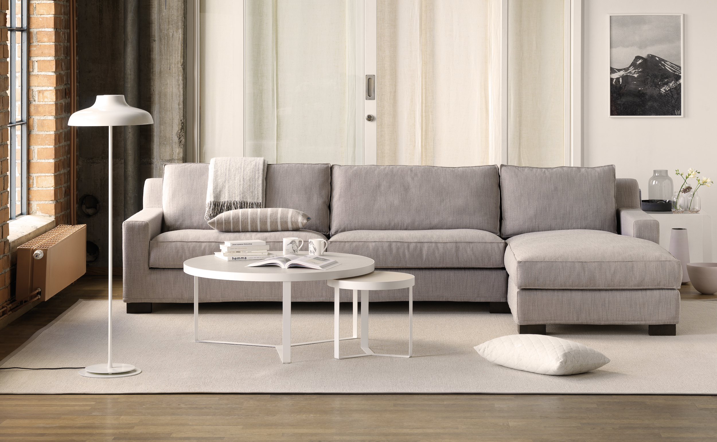 The Morris Classic Sofa