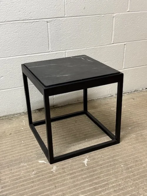The KØ Cube Table