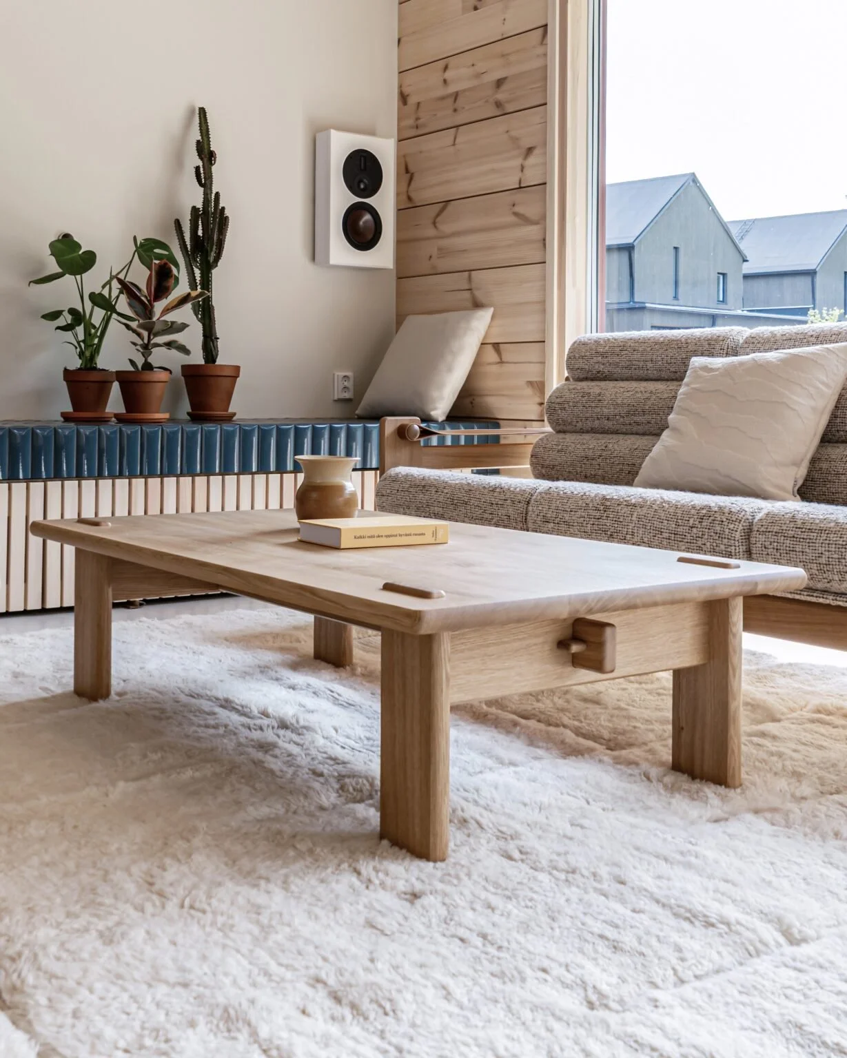 The Rento Coffee Table
