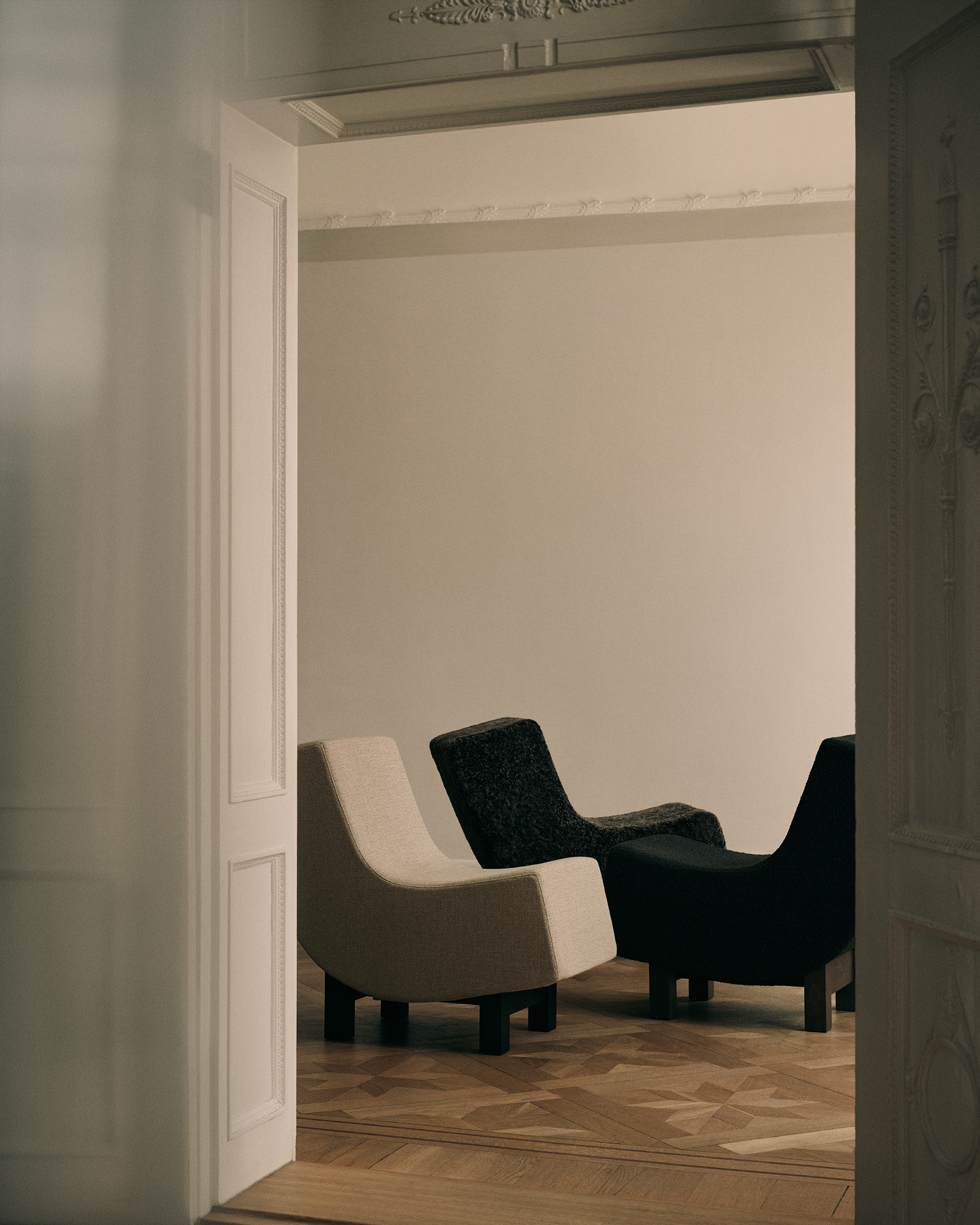 Fogia Lifestyle BD1 Lounge chairs mixed versions.png