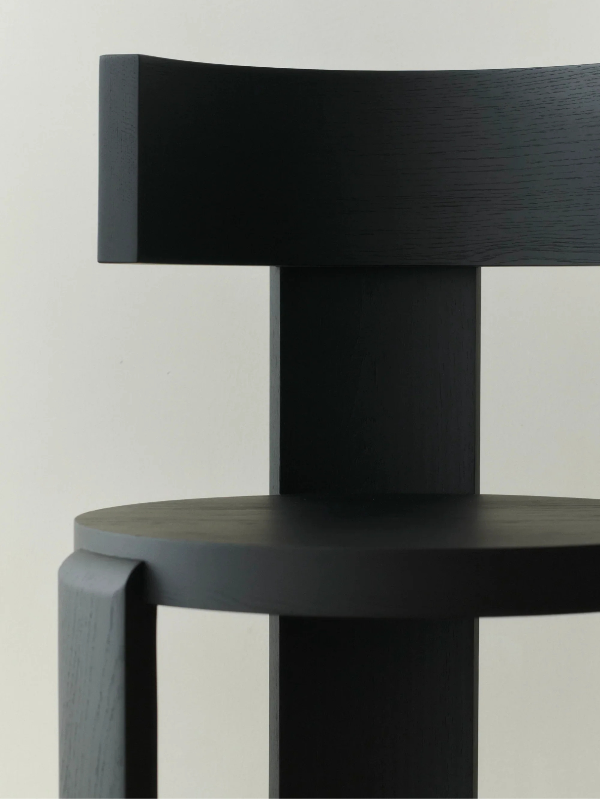 Spina Chair in Stained Black.png