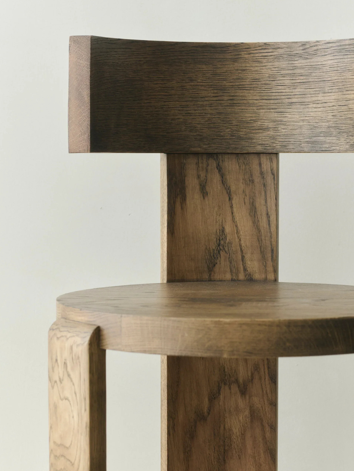 Spina Chair in Smoked Wood.png