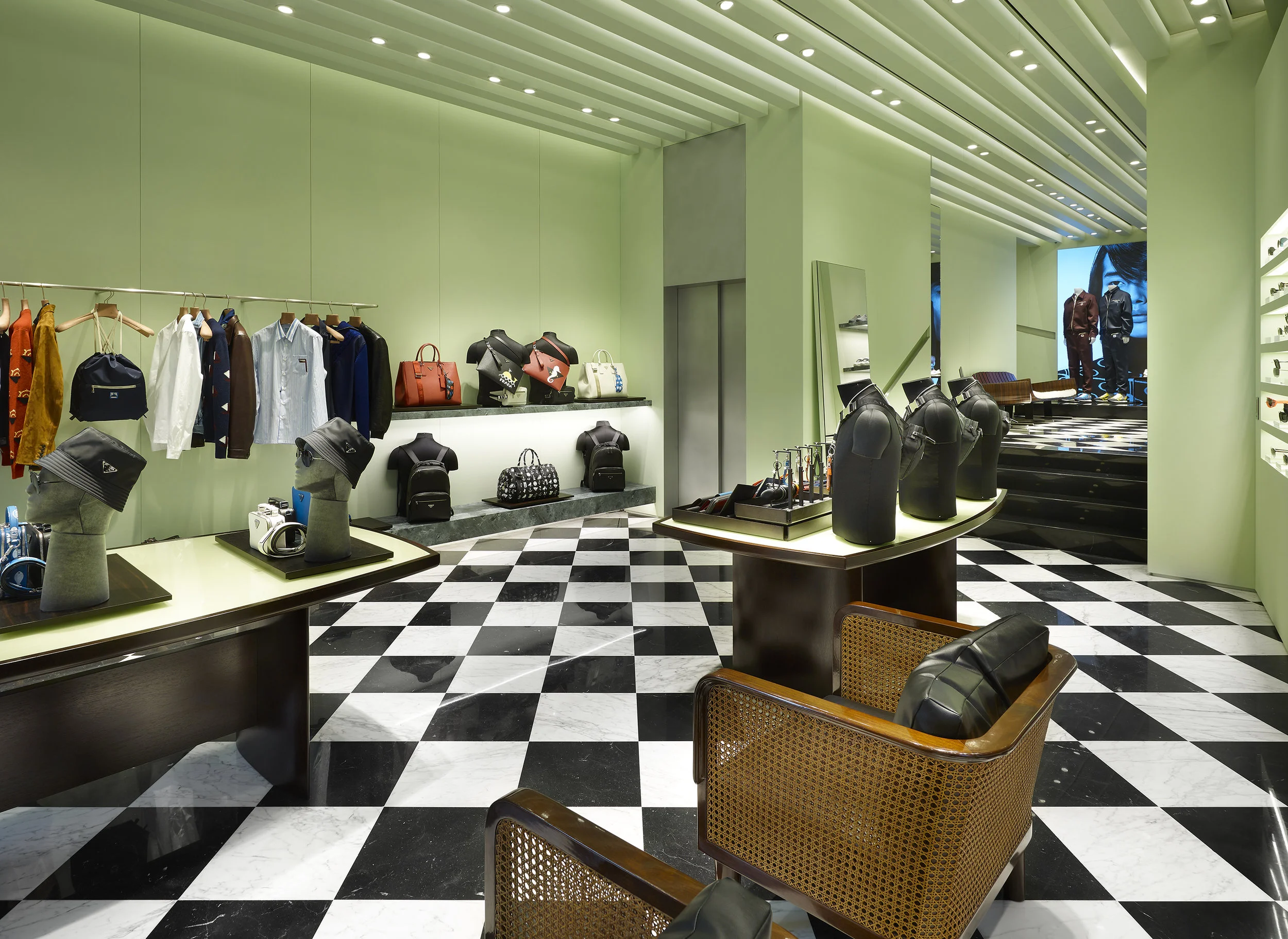 Prada-Monte-Carlo_man-store_04.jpg