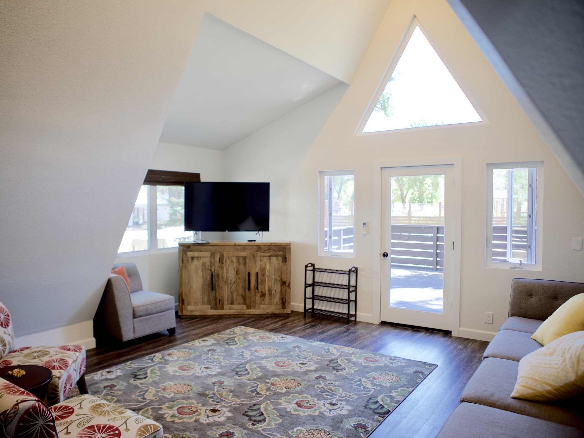 Mandala Springs Alder Lodge Living Room