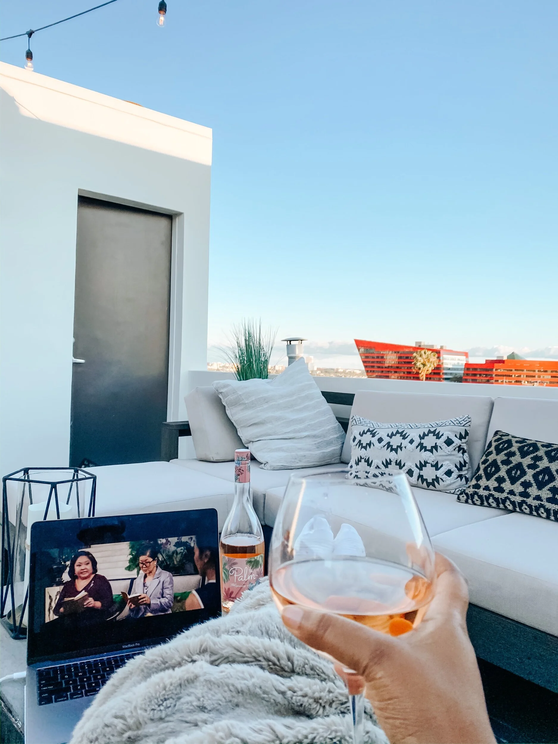 5 Essentials For Creating An Outdoor Living Space