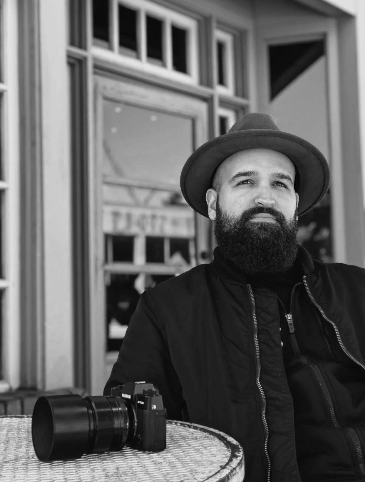 Who the heck is @layman_rob?