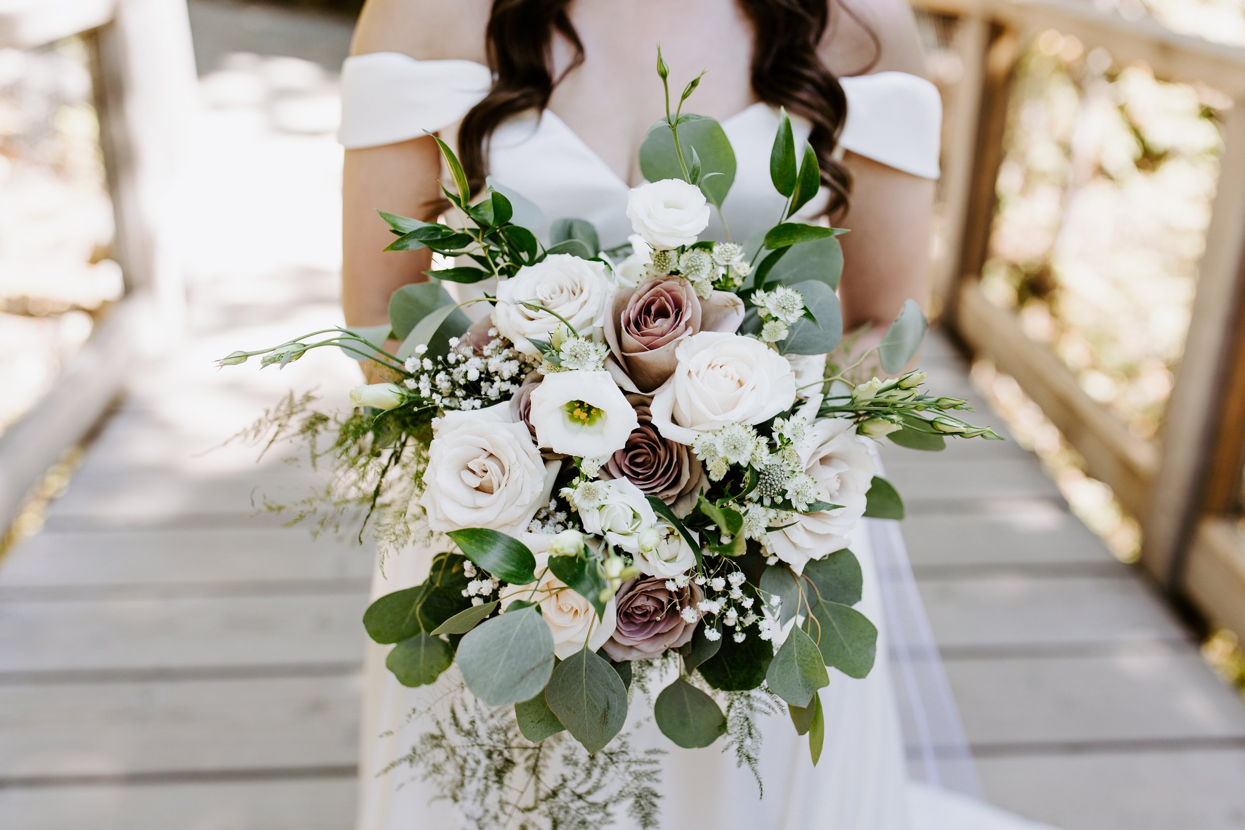 angiegallantphotography-sea-to-sky-gondola-wedding-98.jpg