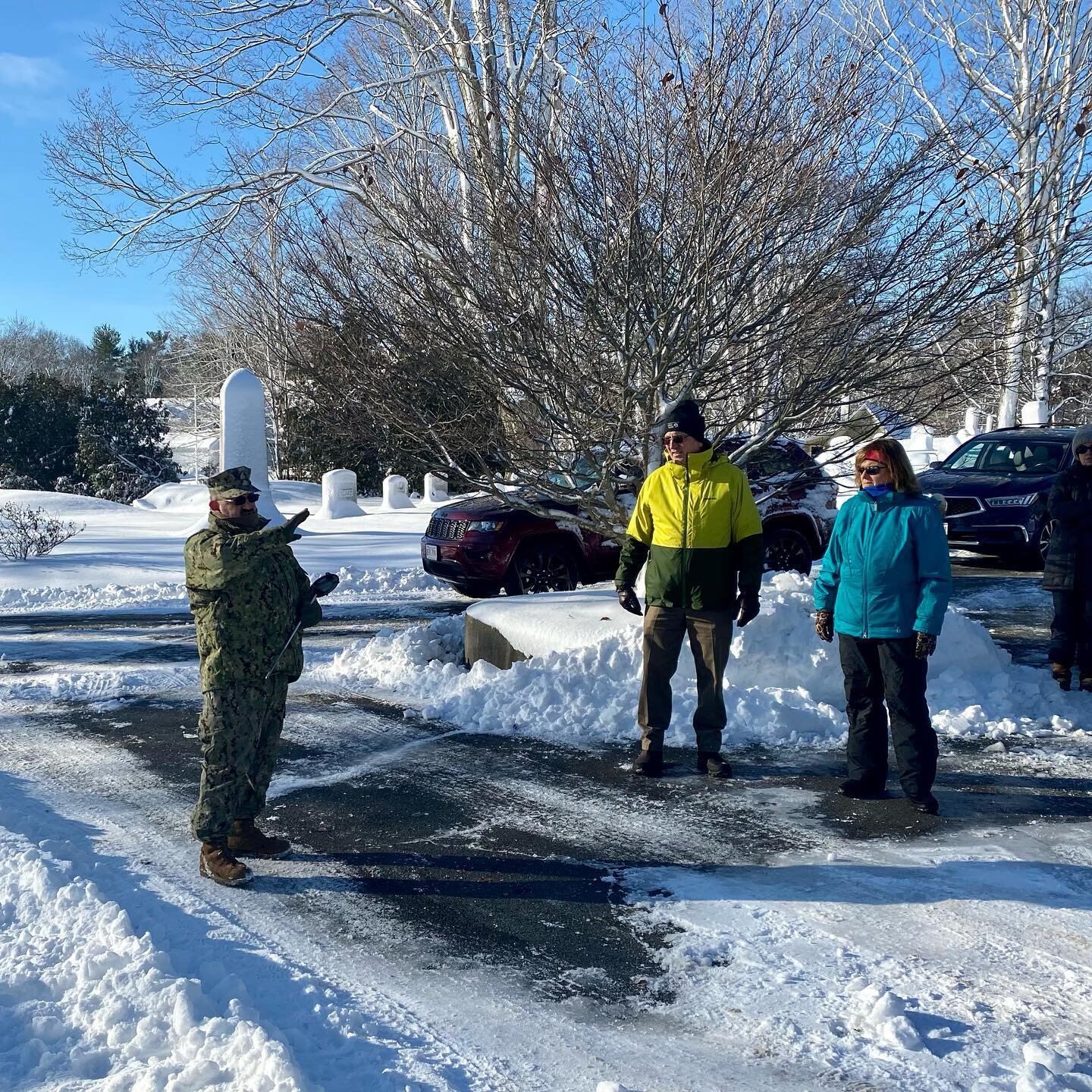 Thank you to everyone who participated in Wreaths Across America this morning. Santa showed up to help too! SNAP was honored to sponsor this event to remember our fallen  veterans. #wreathsacrossamerica #rememberhonorteach #community #specialneeds #s