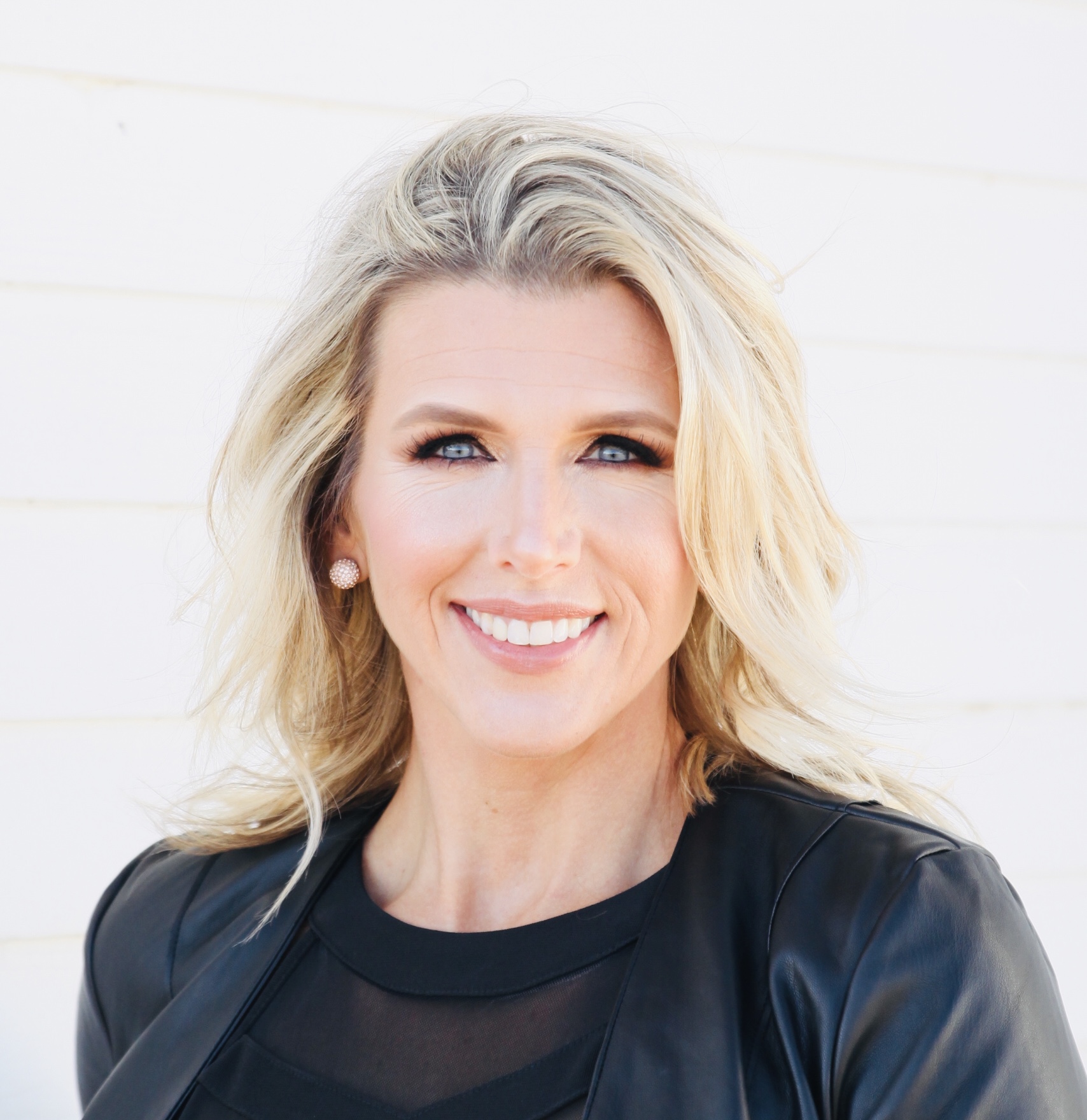 129 Lacey Rhea Owens, empowering chicks