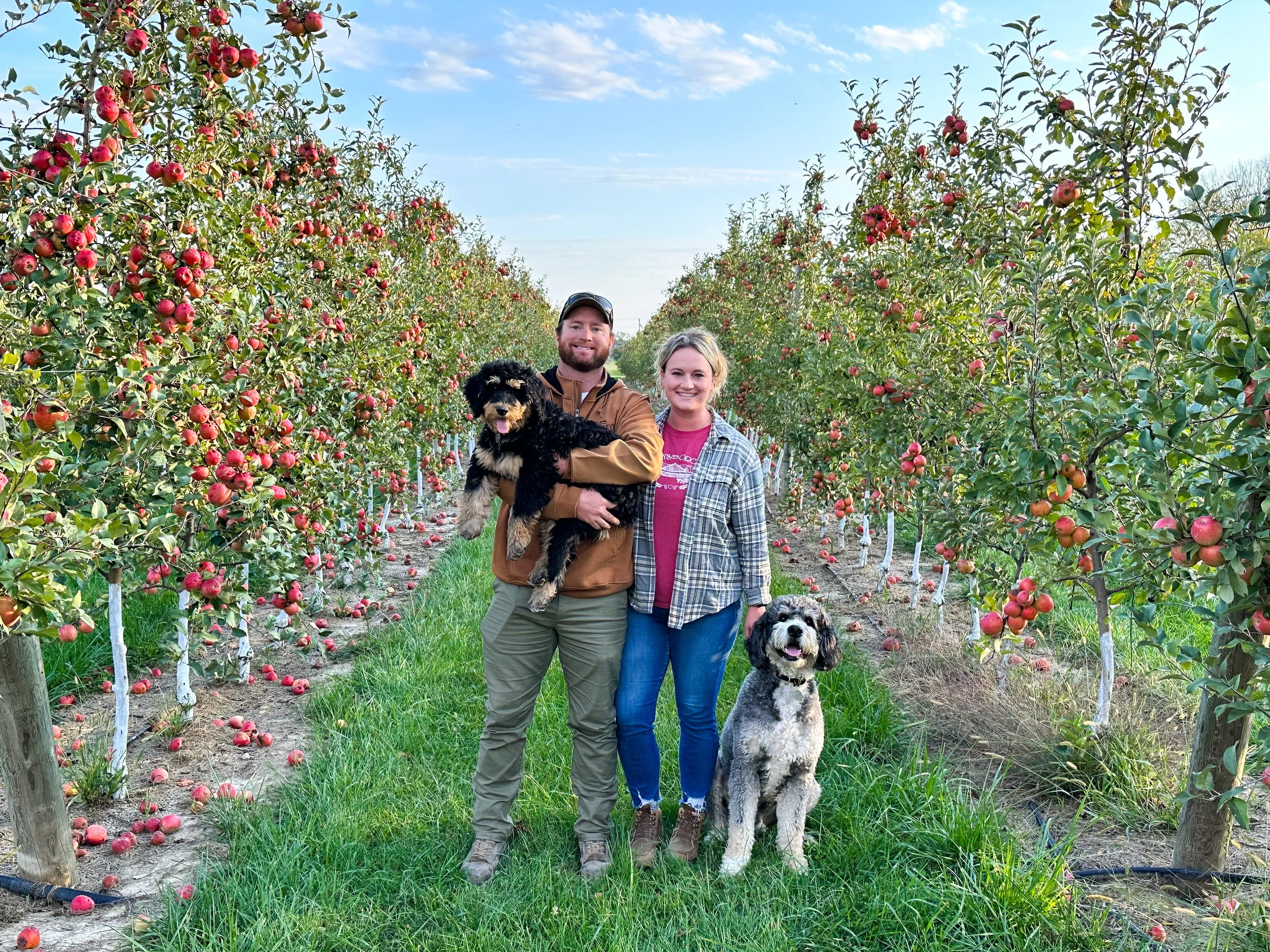529 Brittany &amp; Calvin Beasley Have Apple Cannons