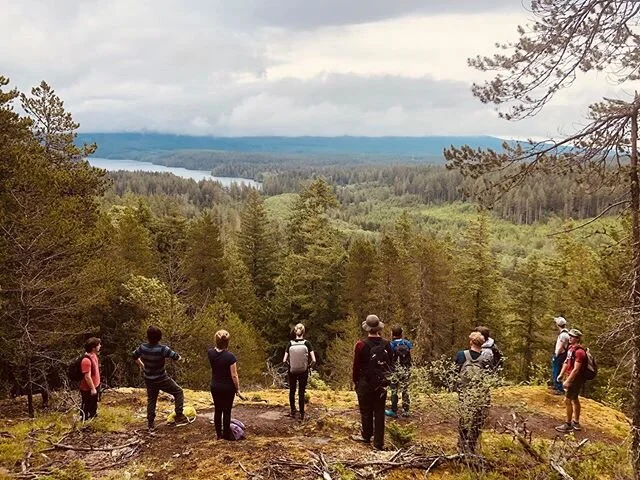 So great to be on the trails again today with this crew. Making the best of the time we have together.