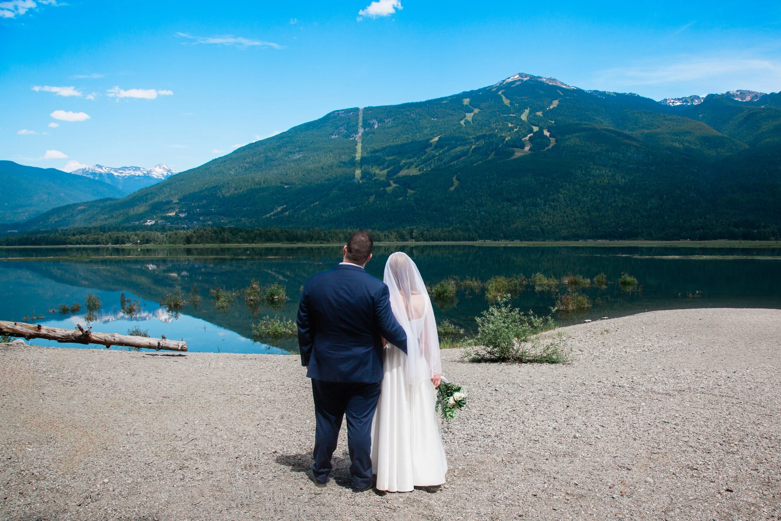 Jess & Caleb-Elopement-330-2026.jpg