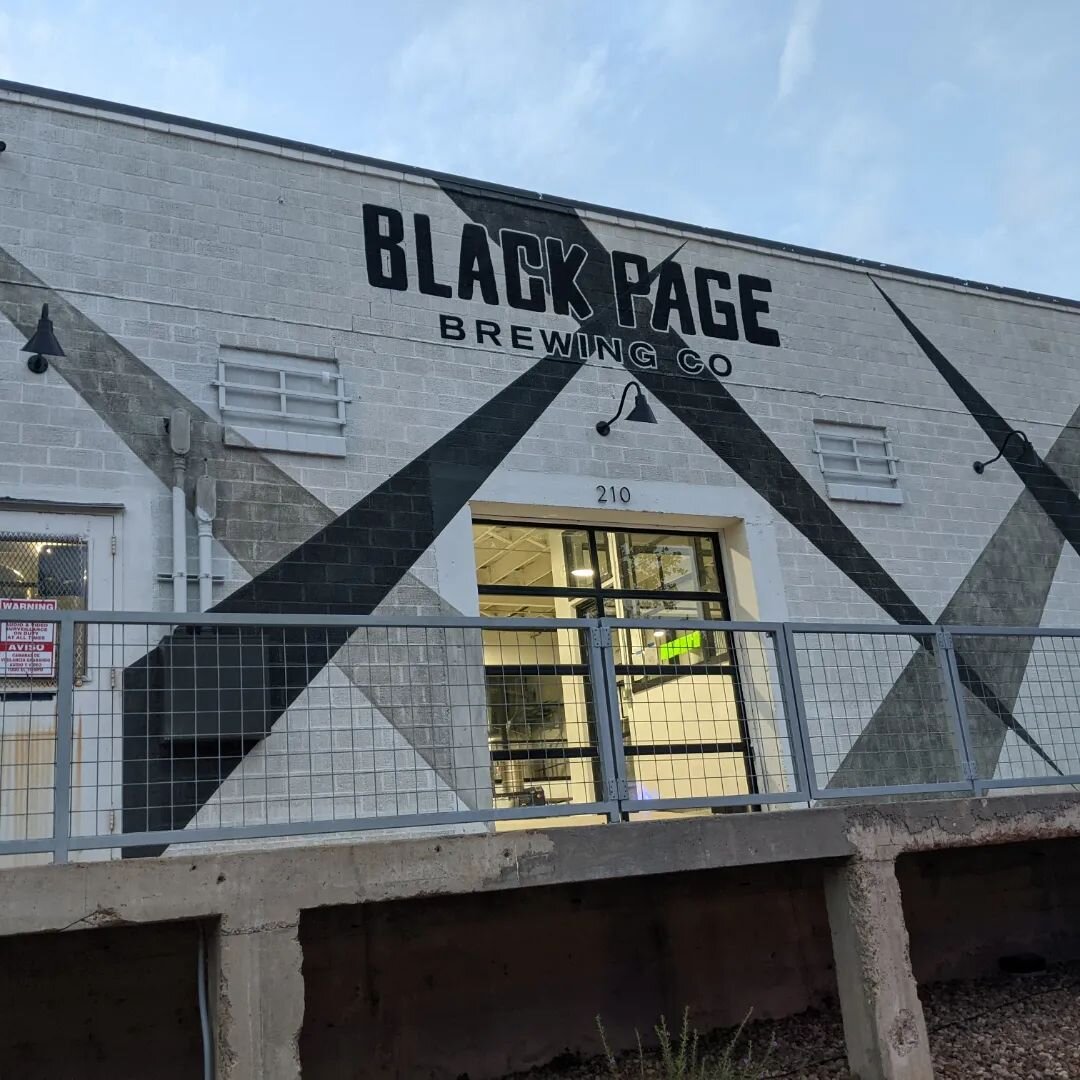 Super excited to attend the soft opening of Black Page Brewing Co! Gorgeous space, great beers, and sweet vibes right on the bayou. An amazing woodland retreat in the middle of Houston. 
🚲🍻🌳🏞️
#ridebikesdrinkbeer 
#TourDeBrewery 
#bayouvibes
#new