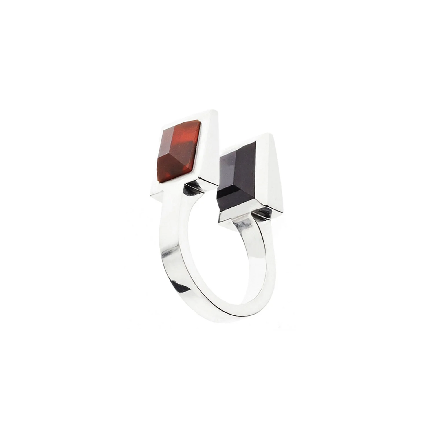 18k white gold sculptural ring with carnelian gemstone